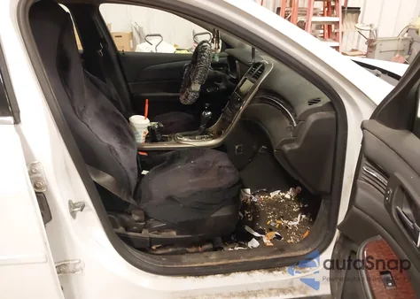 2013 Chevrolet Malibu Eco из США, поврежденный, VIN 1G11D5SR1DF148445